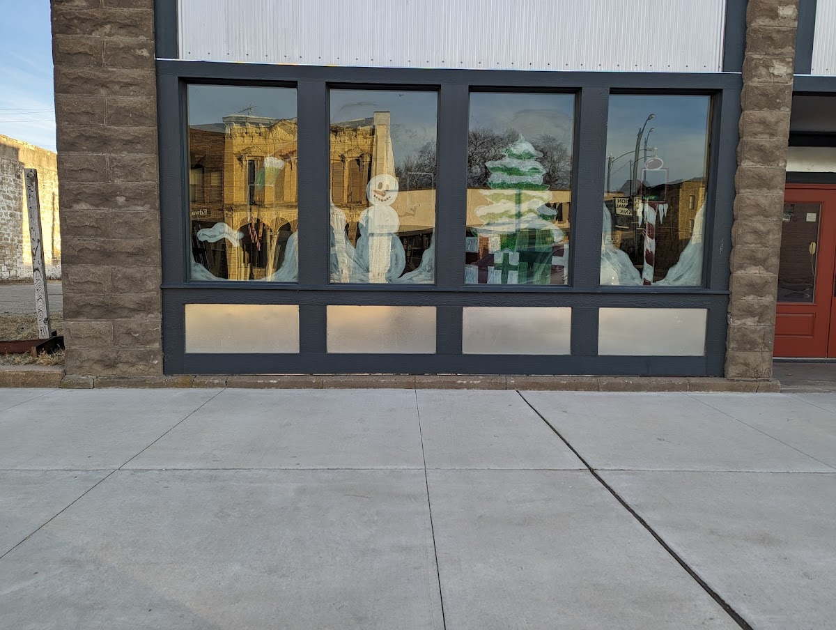 Banner Bill And Essie's Bbq 03